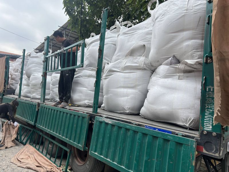 礦用封孔注專用料裝車(chē)發(fā)往:山西長(zhǎng)治